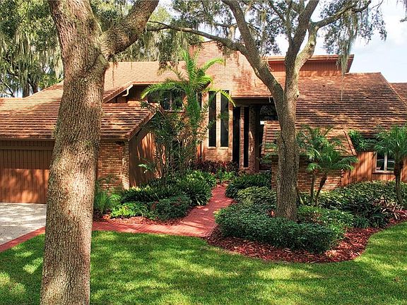 2nd image of 3489 Shoreline Cir