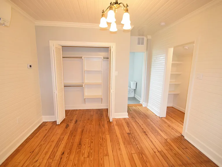 111 Johnson St #B — Photo 9