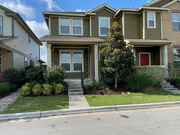 3rd image of 1014 Lost Pines Ln