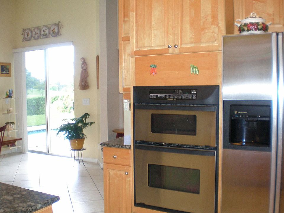 1st image of 3940 E Lake Estates Dr