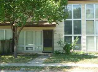 910 N 70th St, Kansas City, KS 66112