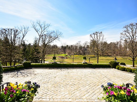 View from Front Door. Unobstructed Beautiful Views of Scenic George's Field.