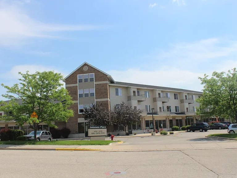 Johnson Place Apartments — Photo 10