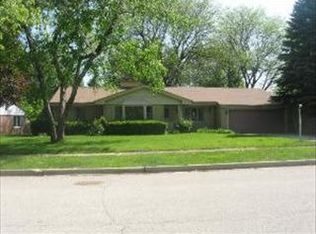 408 Palladium Dr E, Joliet, IL