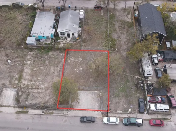 2208 W Poplar #2 LOT 12, San Antonio, TX 78207