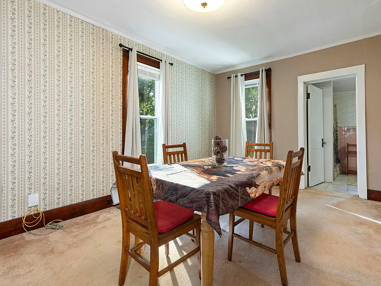511 S 3rd St #1 — Photo 9