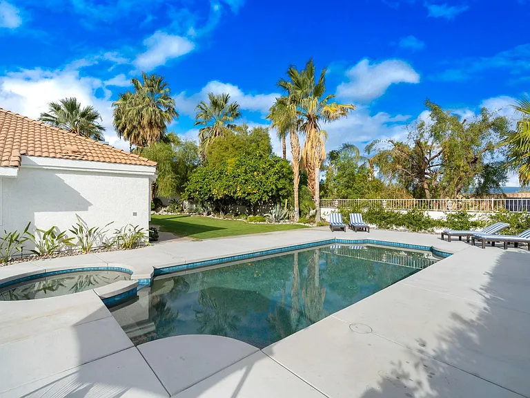 Pool/spa.