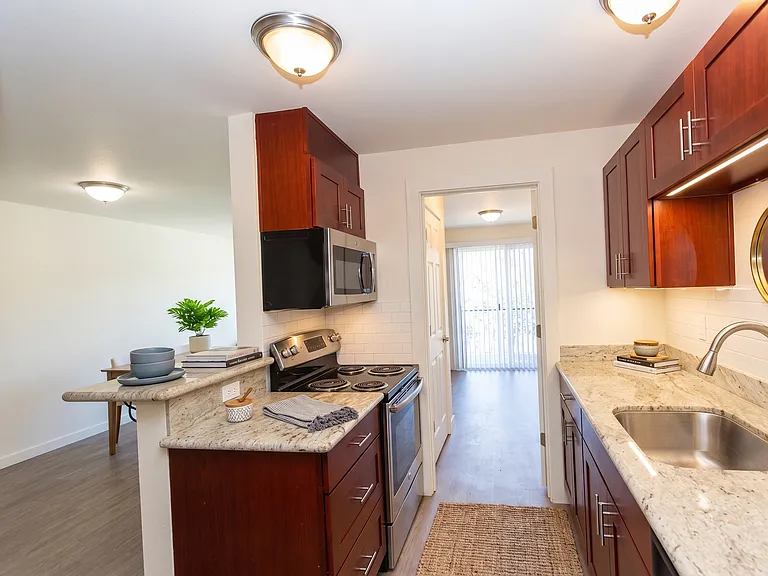 2501 Thorndyke Ave W #303 — Photo 13