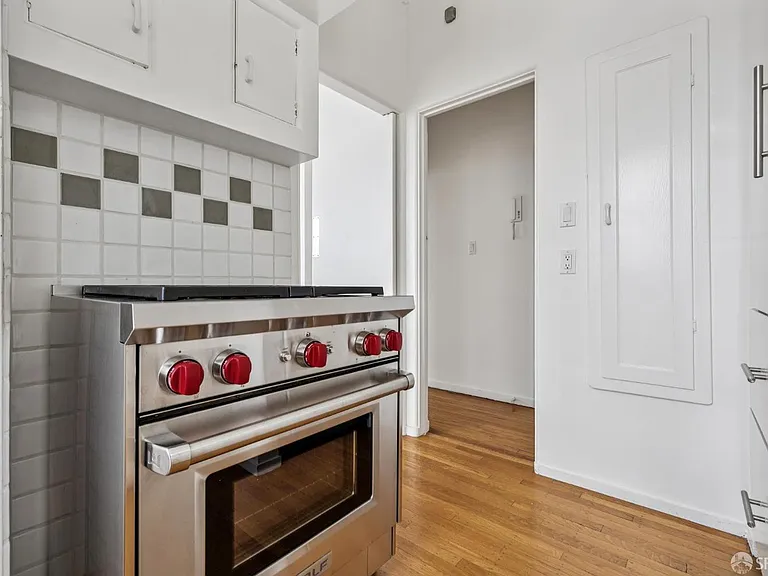3337 Clay St #5 — Photo 29