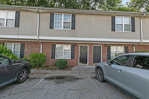 134 Point Place Dr Photo 1