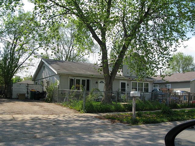 1st image of 210 Laurel Dr #A