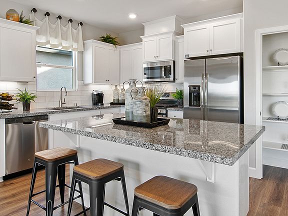 Striking kitchen