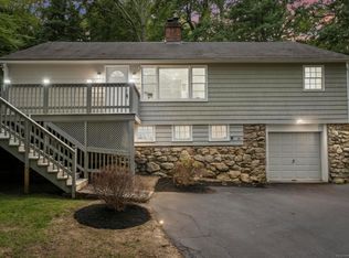 427 Three Mile Course, Guilford, CT 06437