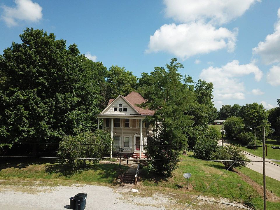 248 E Main St, Albion, IL 62806 Zillow