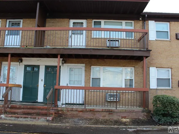 55 Gills Ln Unit 36, Iselin, NJ 08830