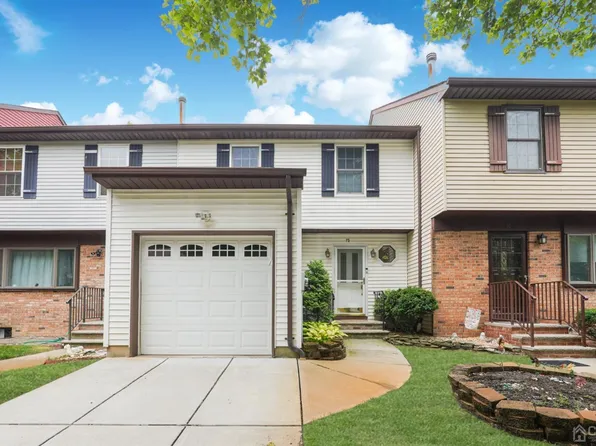 75 Corona Ct, Old Bridge, NJ 08857