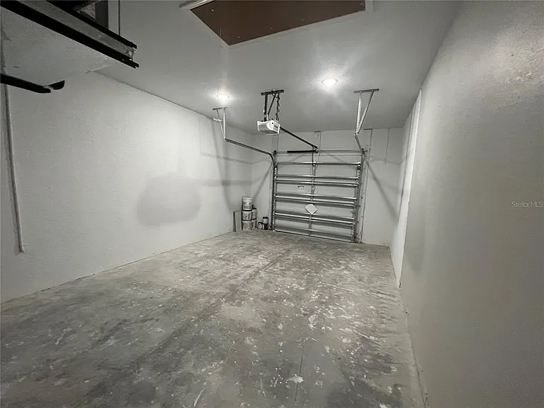 12130 Henley Ave — Photo 20