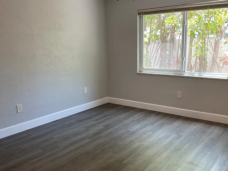 5900 22nd Ave N #1 — Photo 18