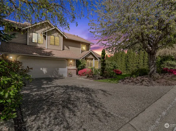 6180 NE 195th Court, Kenmore, WA 98028