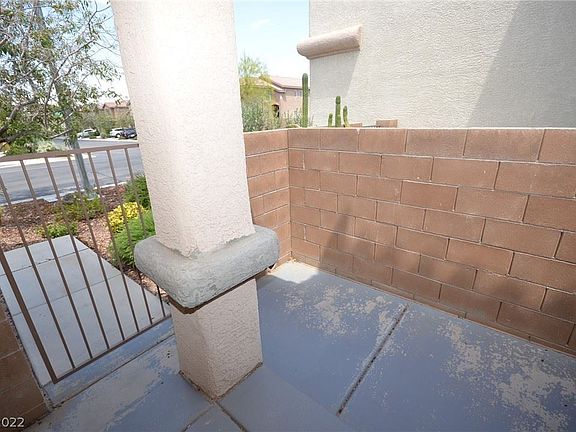 4th image of 6389 Thunder Gulch Ave