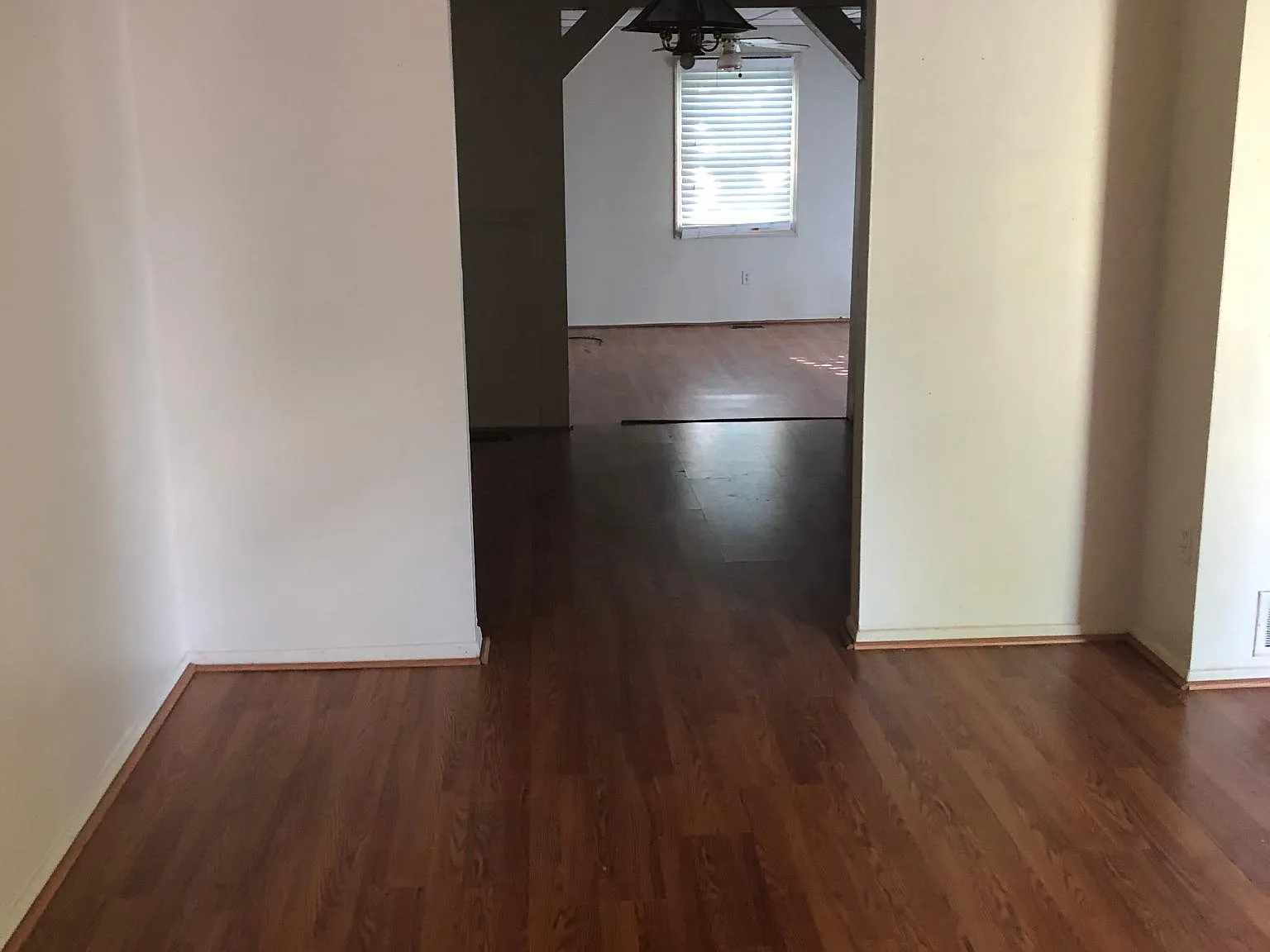 3 bed, 1305 sqft, $1,500 — Photo 3