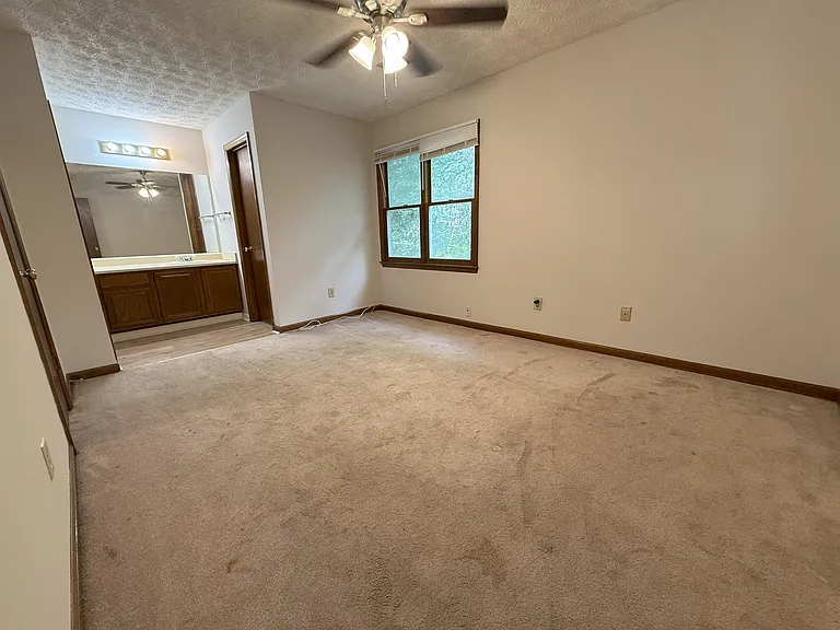 1112 Booth Ct SW — Photo 15