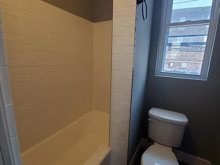 4547 S Hermitage Ave #1R — Photo 8