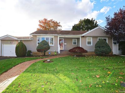 726 Meisser Street, Franklin Square, NY, 11010