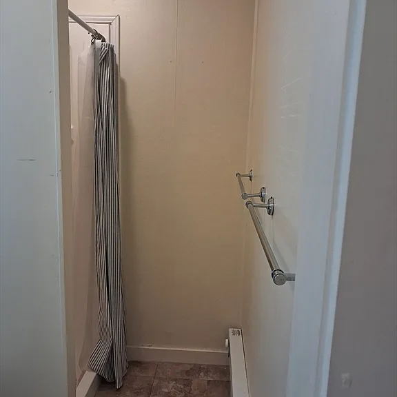 18 Shore Dr — Photo 9