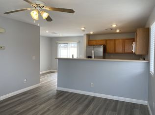 2135 Lost Maple St, Sunrise Manor Town, NV 89115
