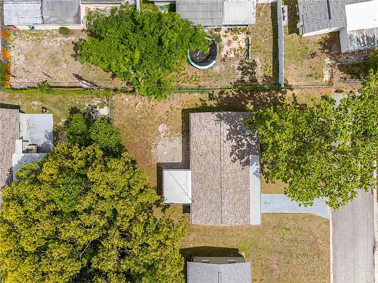 10803 Hyssop St — Photo 31
