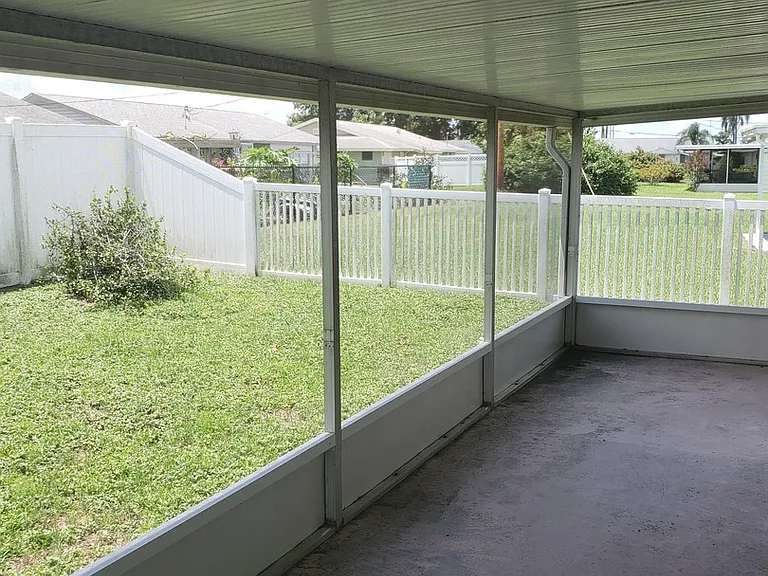 714 Indian Wells Ave — Photo 11