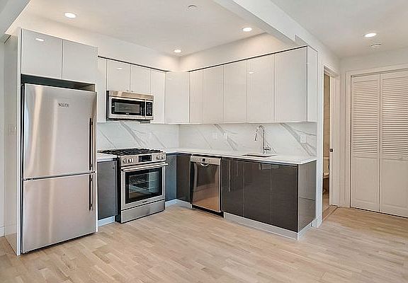 3rd image of 2600 7th Ave Penthouse D