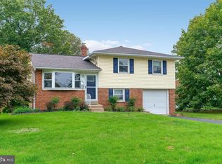 1047 Poplar St, Lansdale, PA 19446