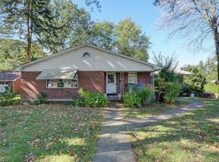 40 E Main St, Wallingford, CT 06492