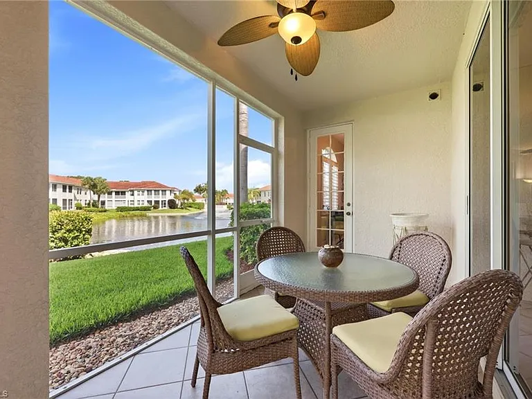 300 L Ambiance Cir #102 — Photo 19
