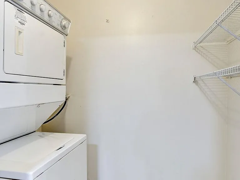 10773 Cleary Blvd #111 — Photo 38