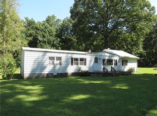 21 Boswell Ln, West Point, VA 23181