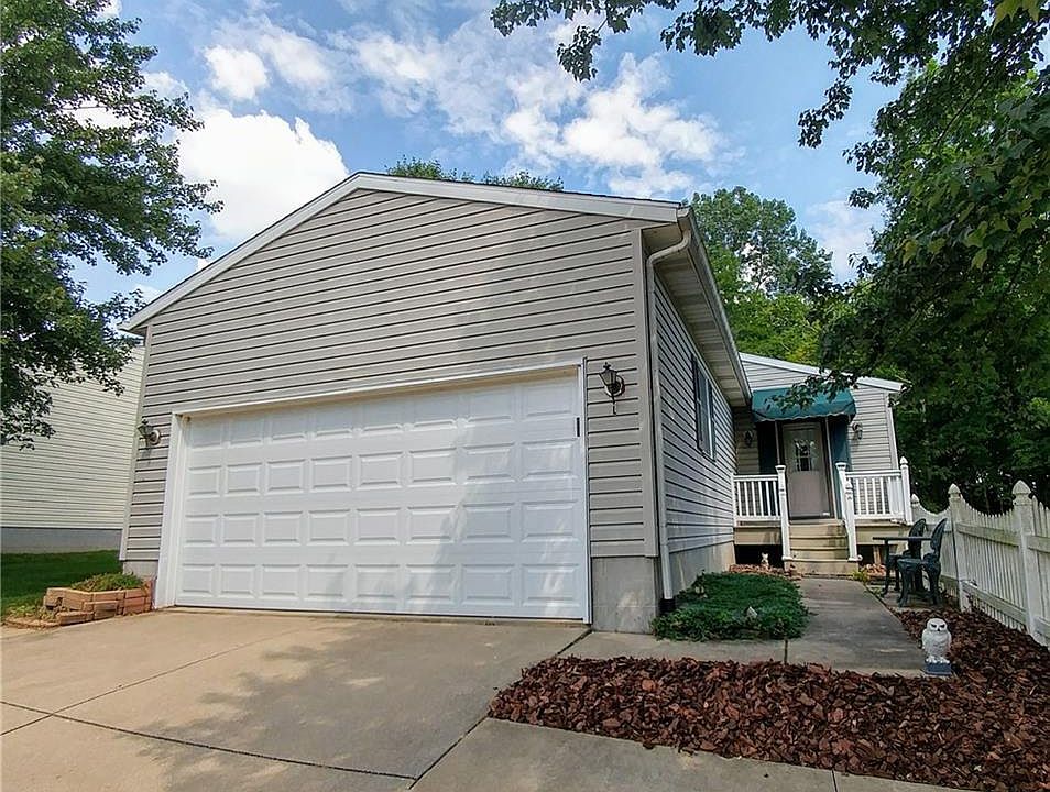1st image of 144 Royal Crest Dr Unit L