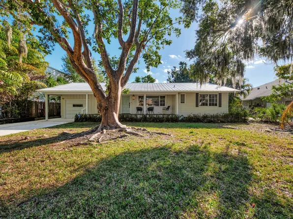 1726 Floyd St, Sarasota, FL 34239