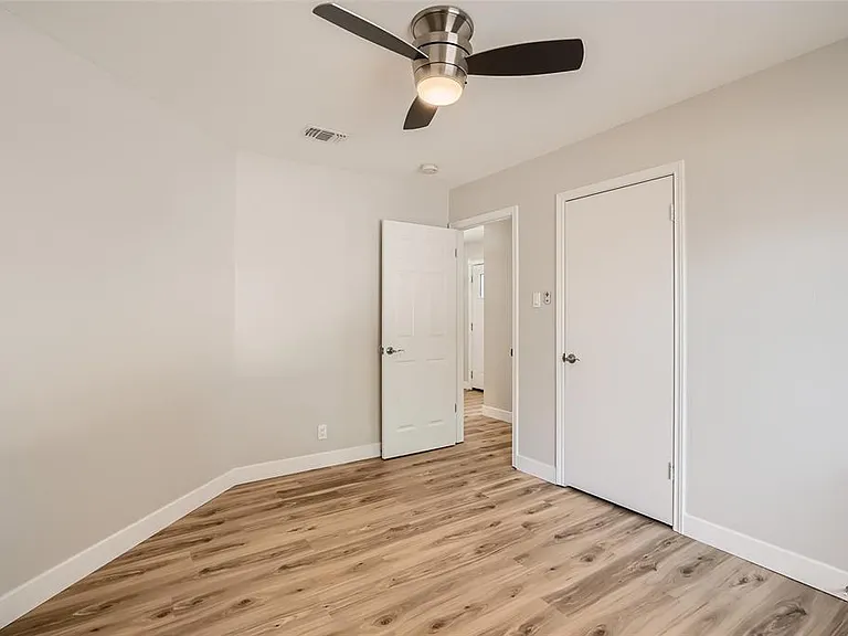 1701 Hollow Tree Blvd — Photo 16