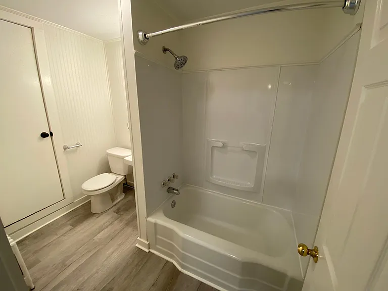 227 Warren St #2 — Photo 11