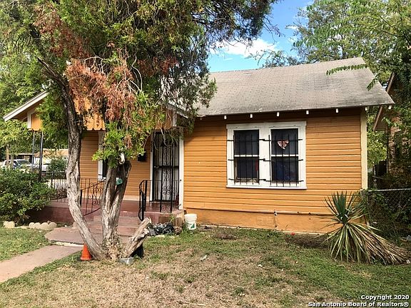 2nd image of 334 Adaes Ave