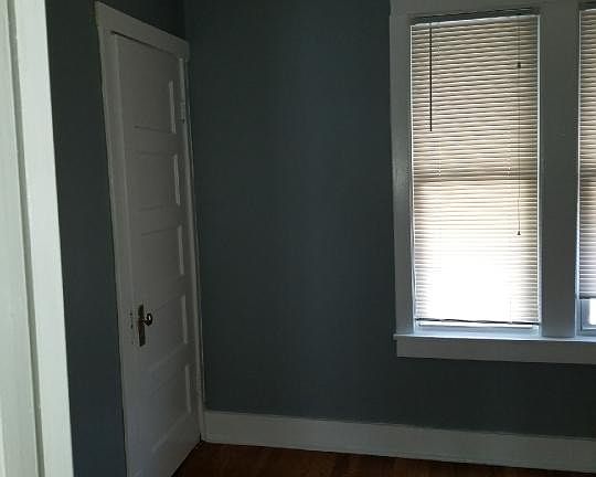 5th image of 7637 S Maryland Ave #House