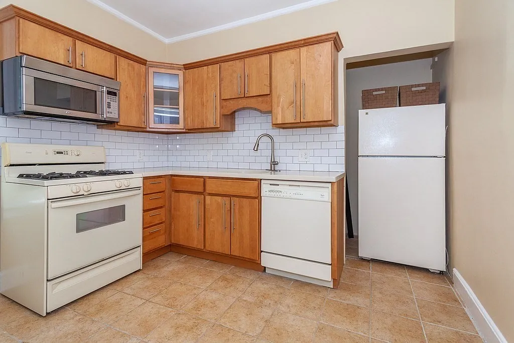 1 bed, 1.0 bath, 680 sqft, $2,600 — Photo 4