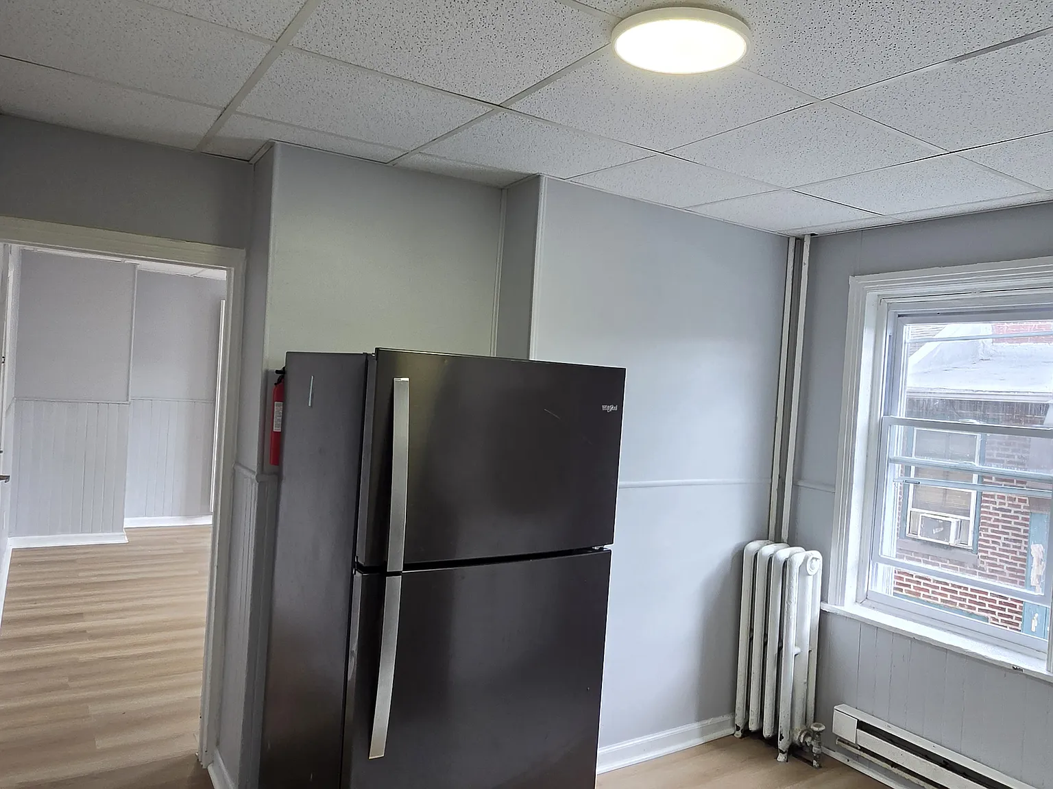 203 Perry St — Photo 4