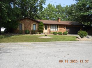 1005 Walnut St, Germantown, IL 62245