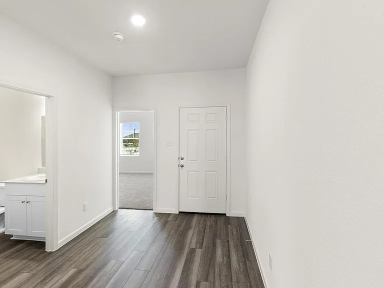 1812 Pueblo St — Photo 2