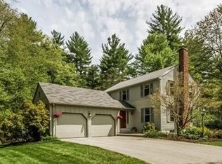 21 Willowdale Rd, Topsfield, MA 01983