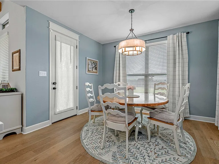 4309 Batona Ct — Photo 9
